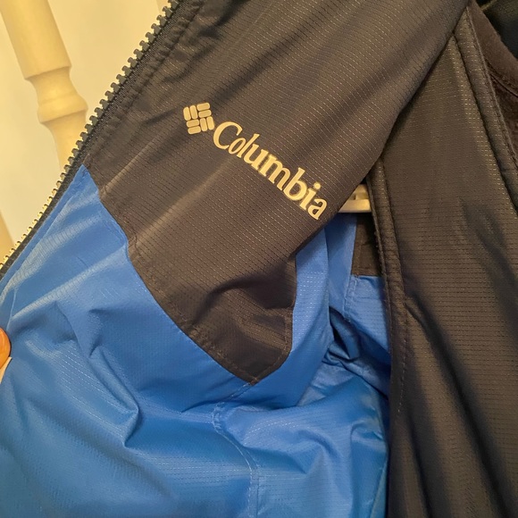 Boys’ Columbia Reversibly Jacket & Bib Snow-pant - Picture 6 of 7